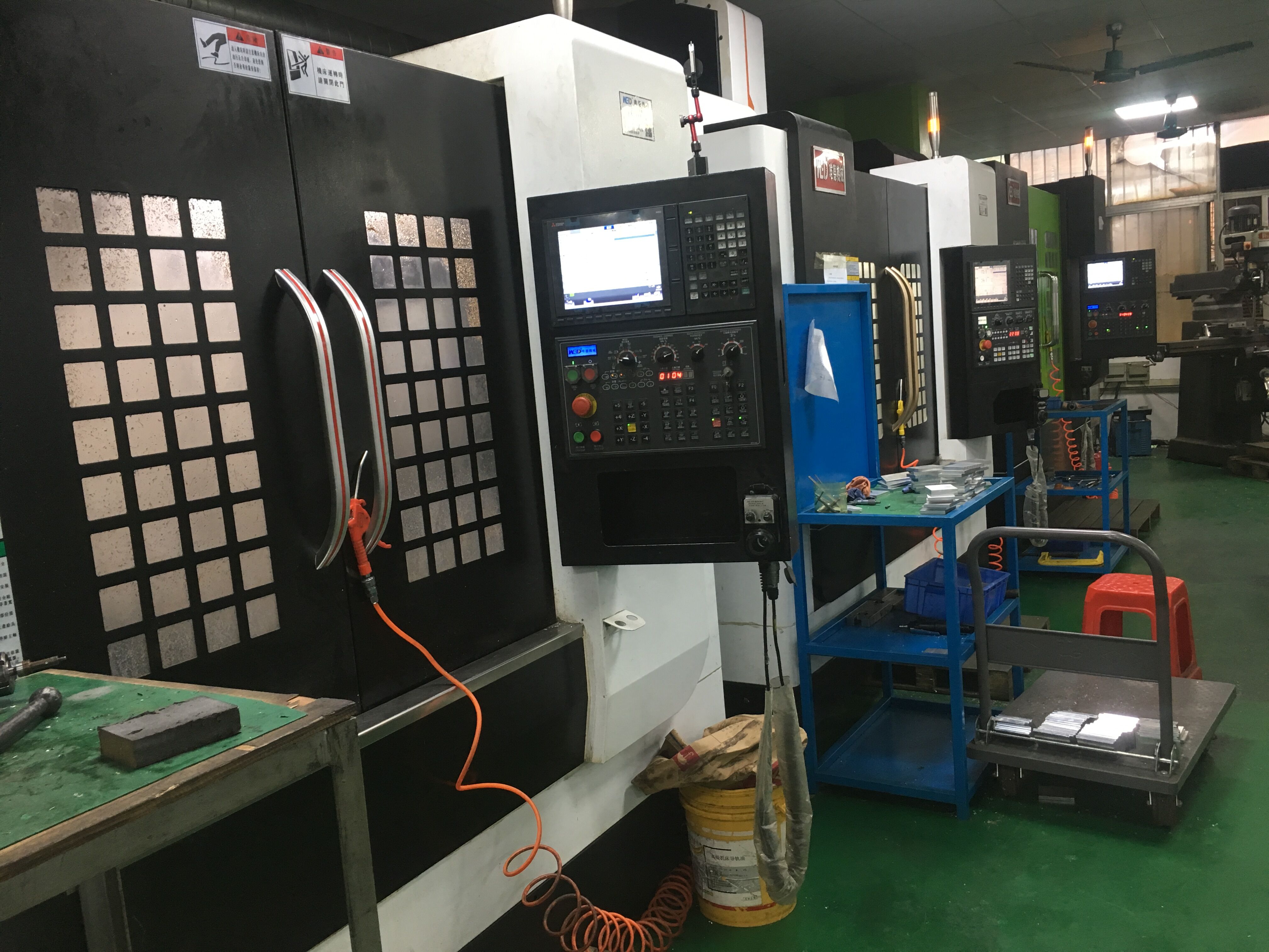CNC 加工中心